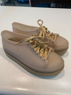 MELISSA BRAND JELLY BE II 2” PLATFORM LACE UP FAUX ESPADRILLE WOMENS SZ 6 EU37